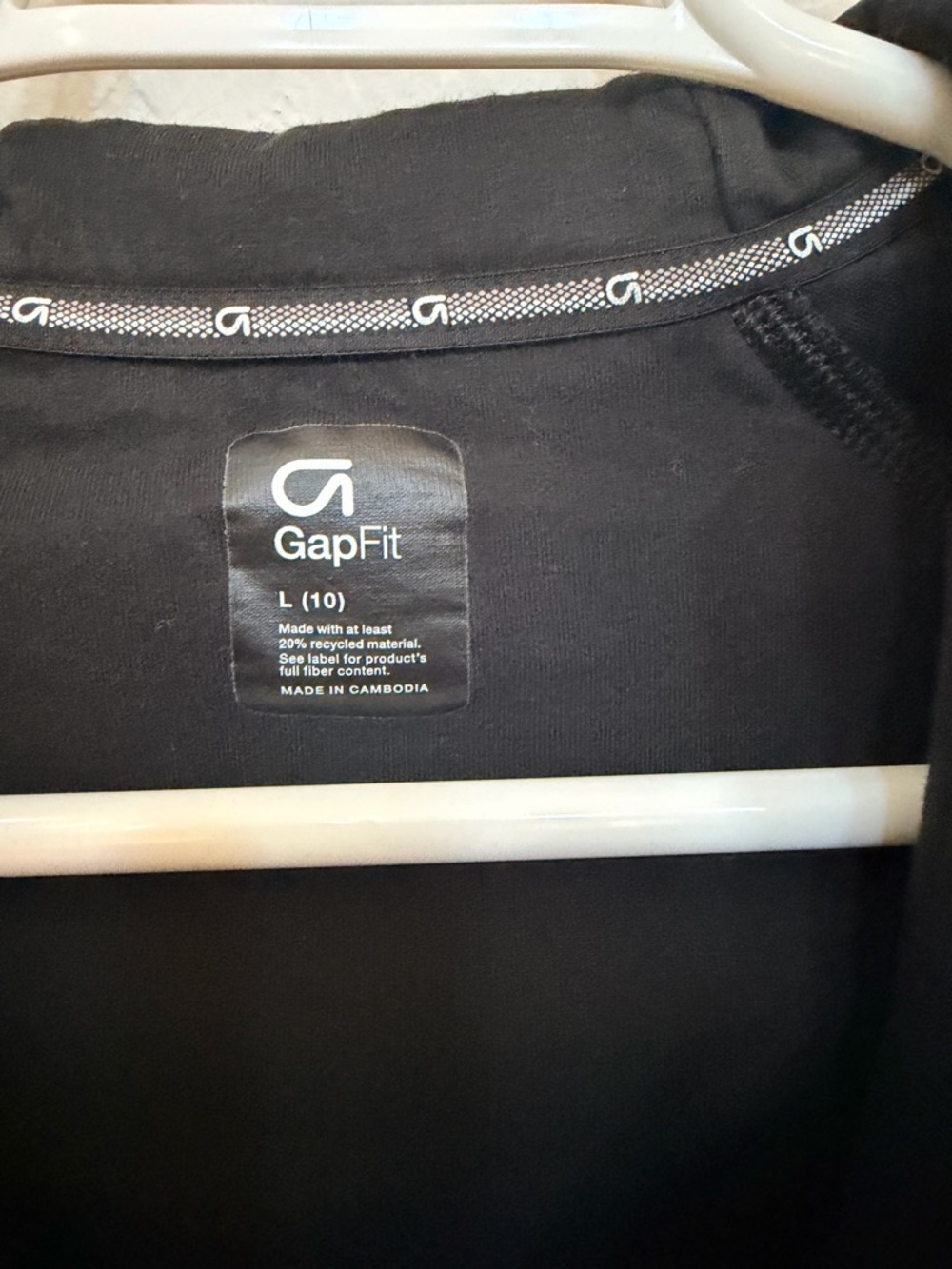 GAP Black GapFit Pullover Top - Picture 3 of 5